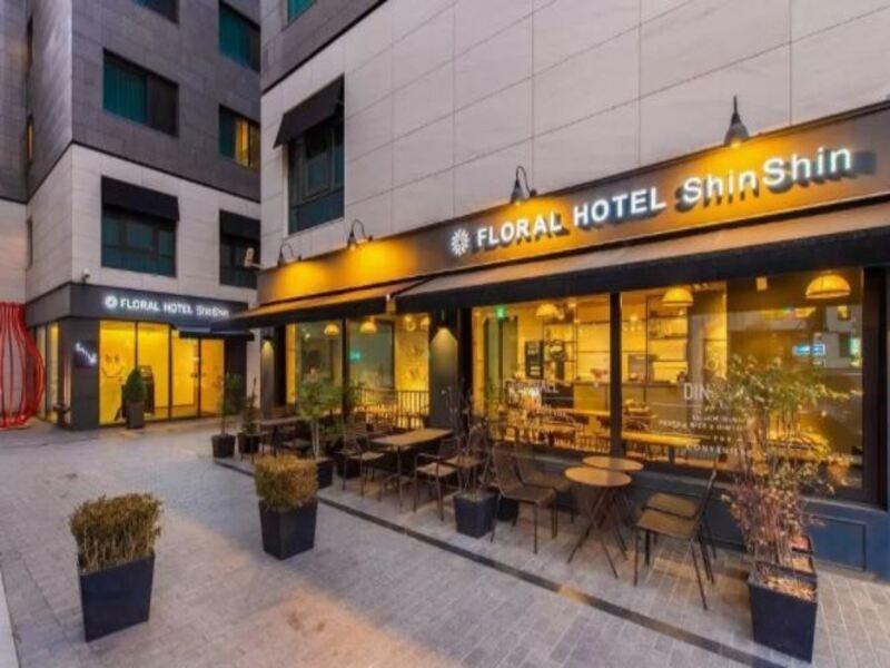 Seoul Hotel Shinshin Myeongdong Екстериор снимка