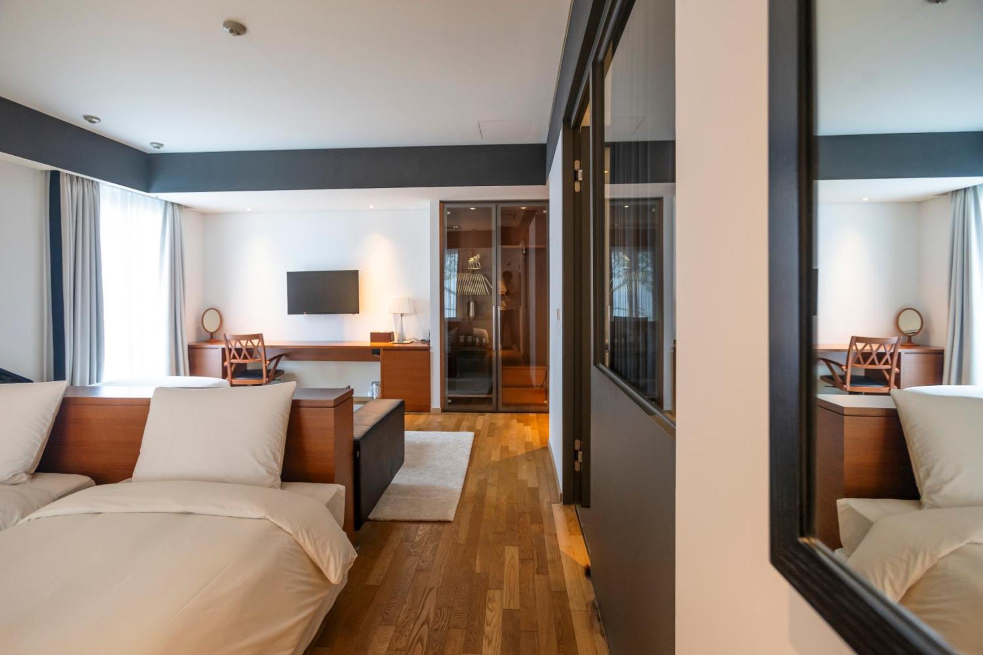 Seoul Hotel Shinshin Myeongdong Екстериор снимка