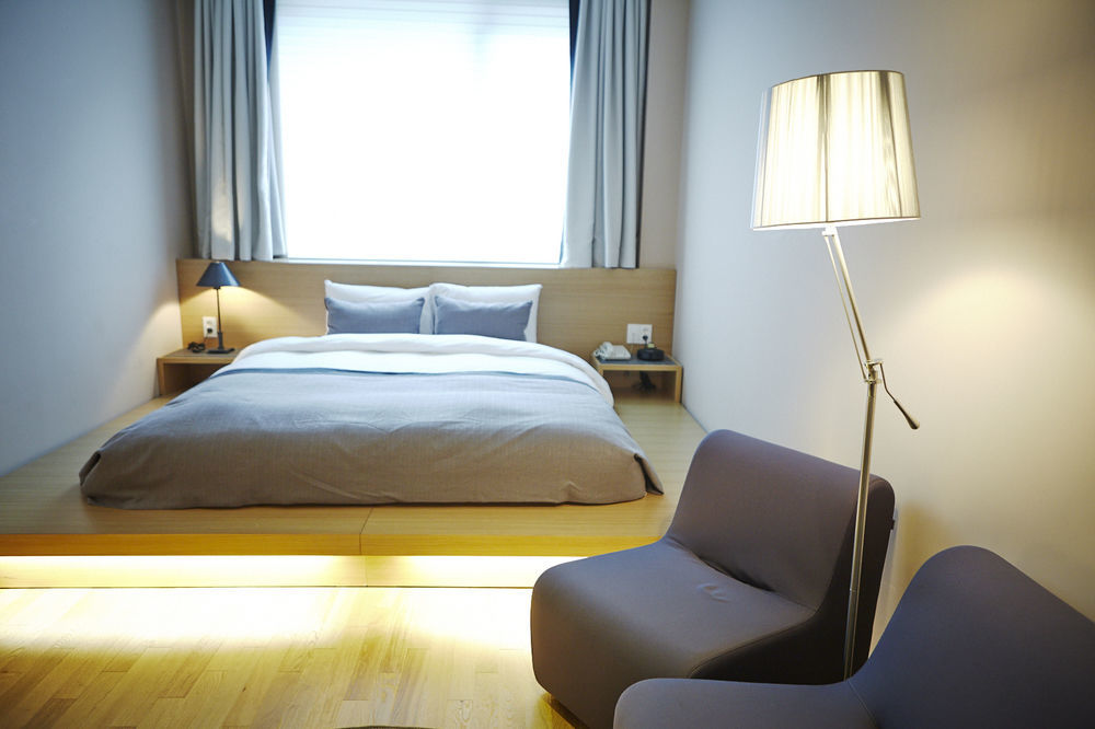 Seoul Hotel Shinshin Myeongdong Екстериор снимка